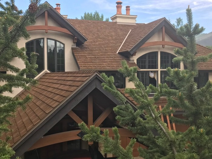 13 Gorgeous Metal Roof and Siding Color Combinations (2025)