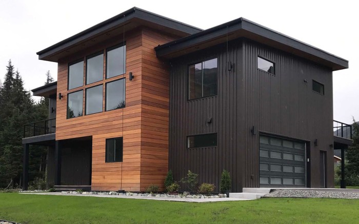 Wood Accent Siding: Get the wood look without the worry.